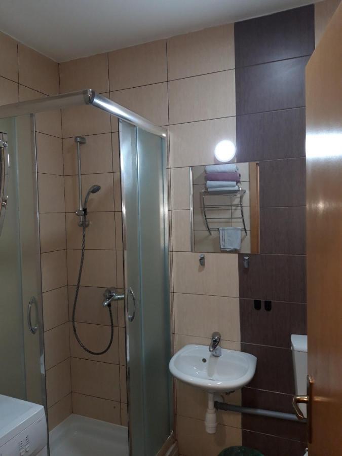 Apartment Eurho Osijek Ngoại thất bức ảnh
